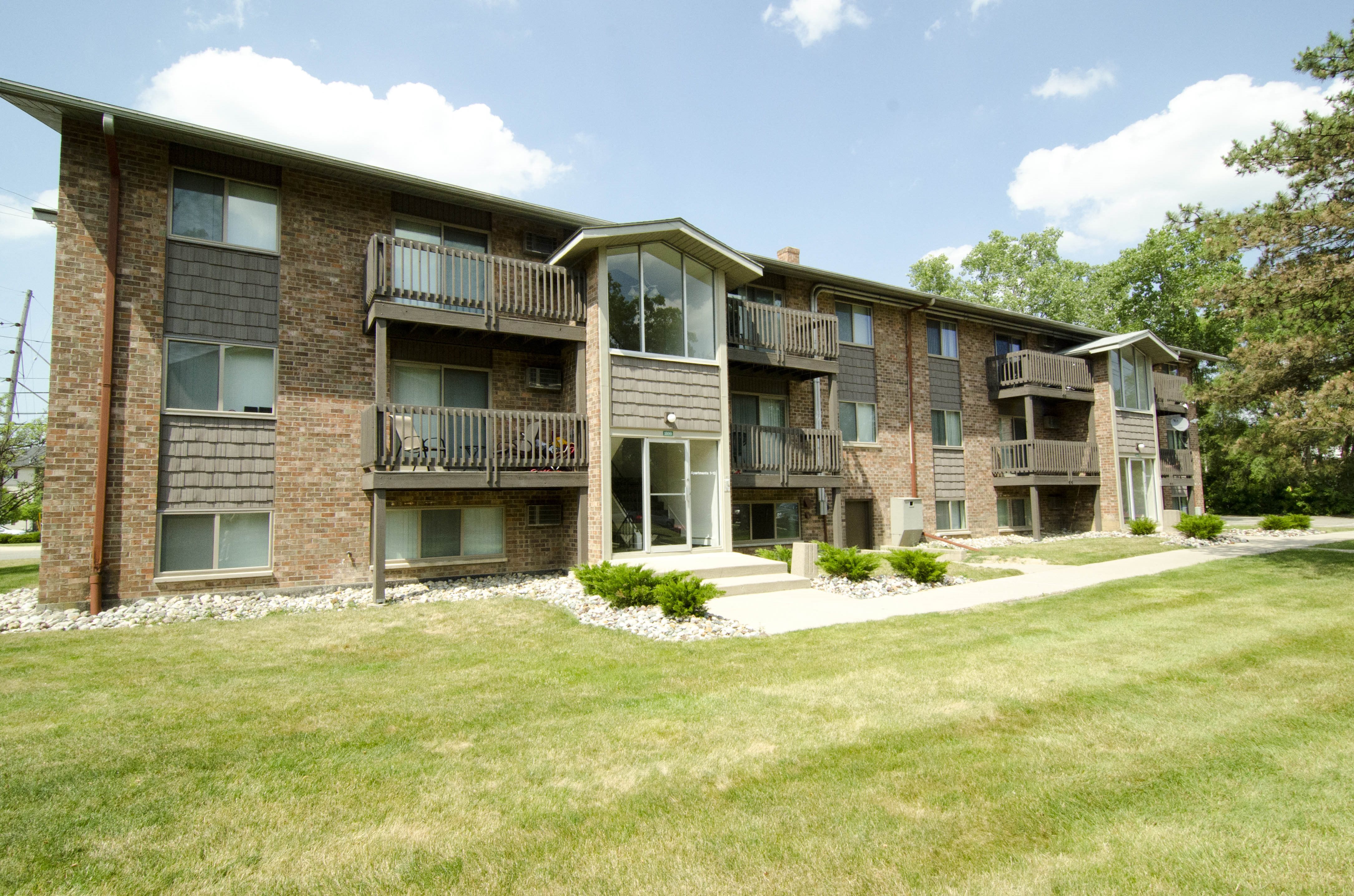 Woodside South Apartments Apartments in East Lansing, MI